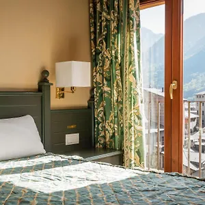Otel Sant Jordi By Alegria