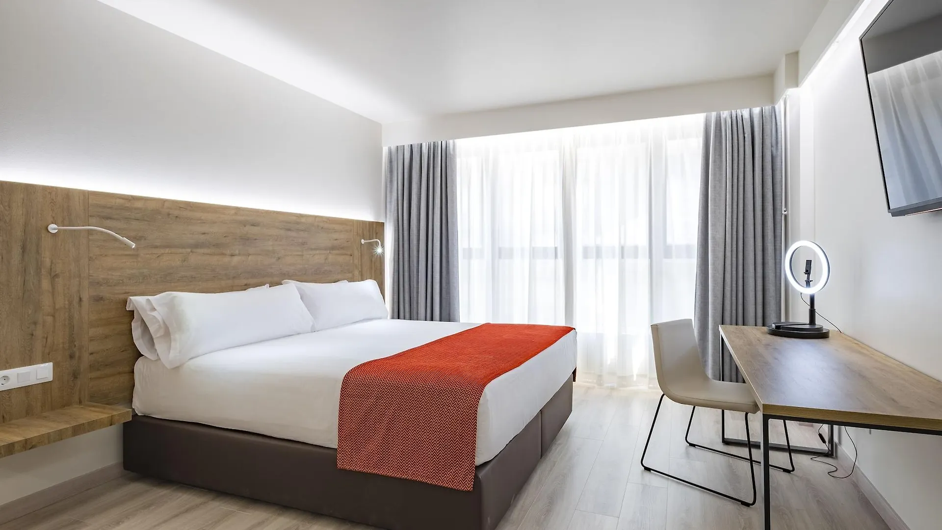 Exe Prisma Hotel Andorra la Vella 4*,  Andorra